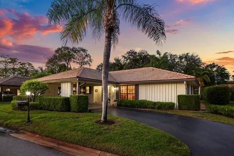 $609,900 | 481 Forestview Drive, Atlantis, FL 33462