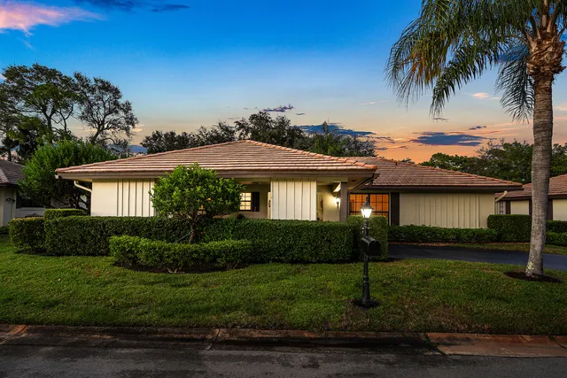 $589,900 | 481 Forestview Drive, Atlantis, FL 33462