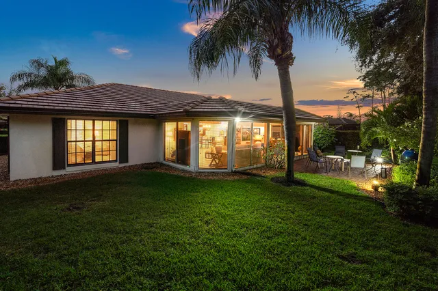 $589,900 | 481 Forestview Drive, Atlantis, FL 33462