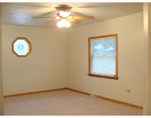 3727 Kelly Monongahela, PA 15063 - Photo 3 of 8 Living Room.