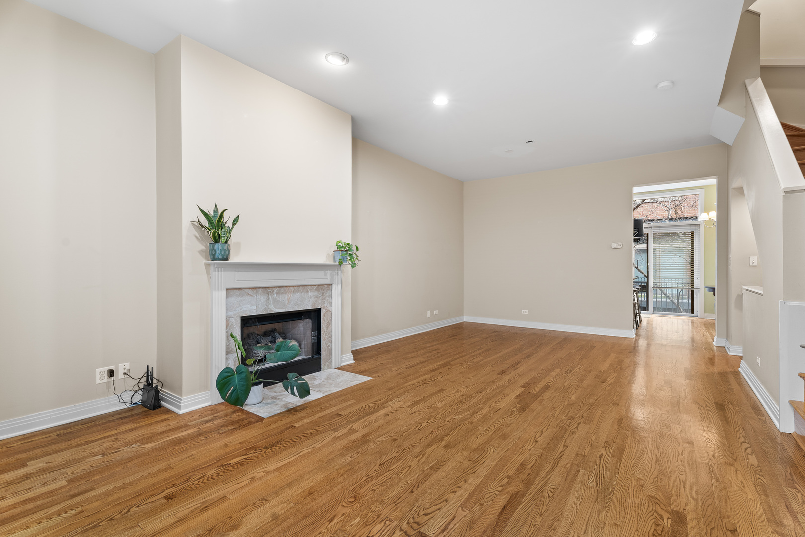 310 North Clinton Street, Unit E Chicago, IL 60661 - Photo 11 of 30