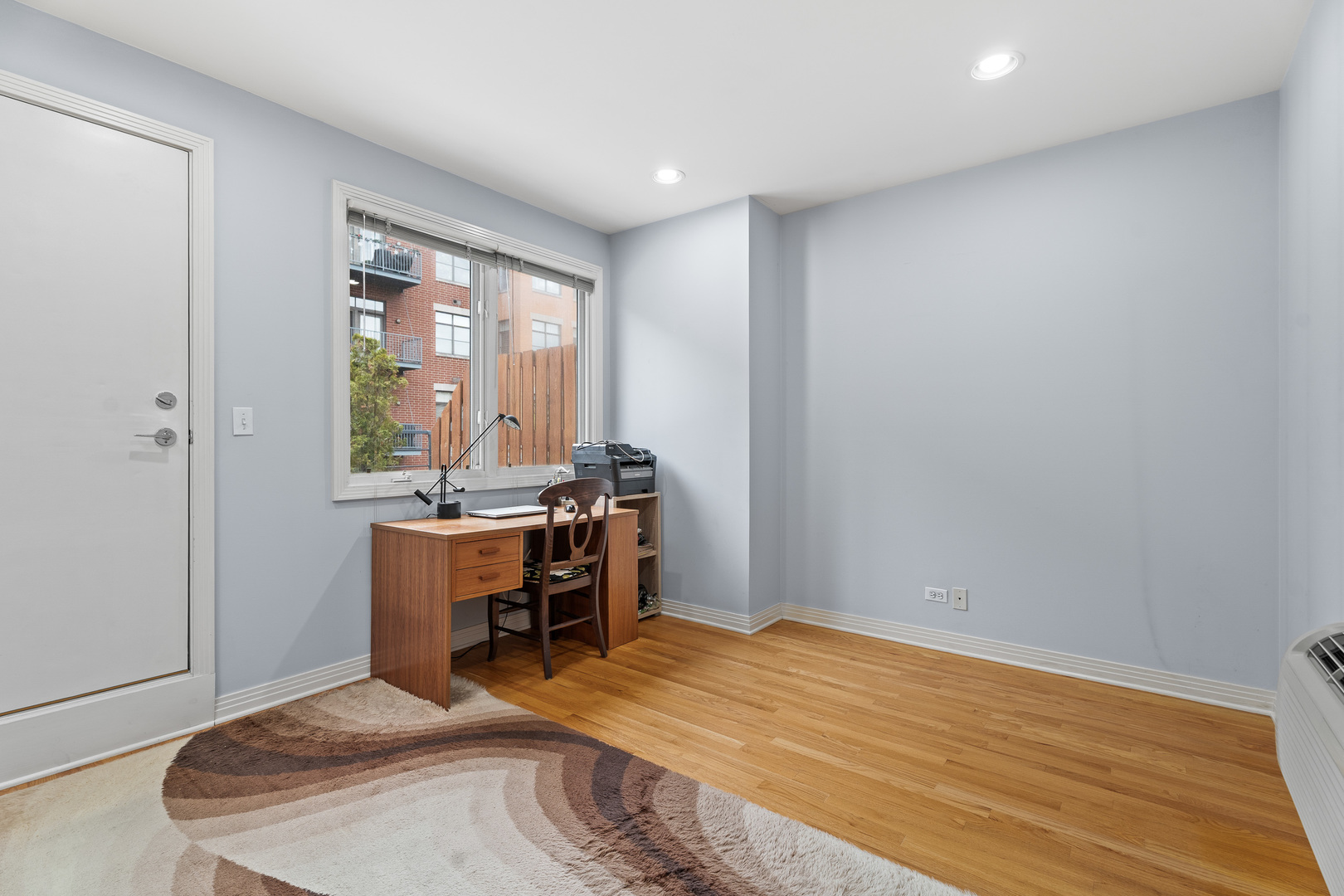 310 North Clinton Street, Unit E Chicago, IL 60661 - Photo 23 of 30