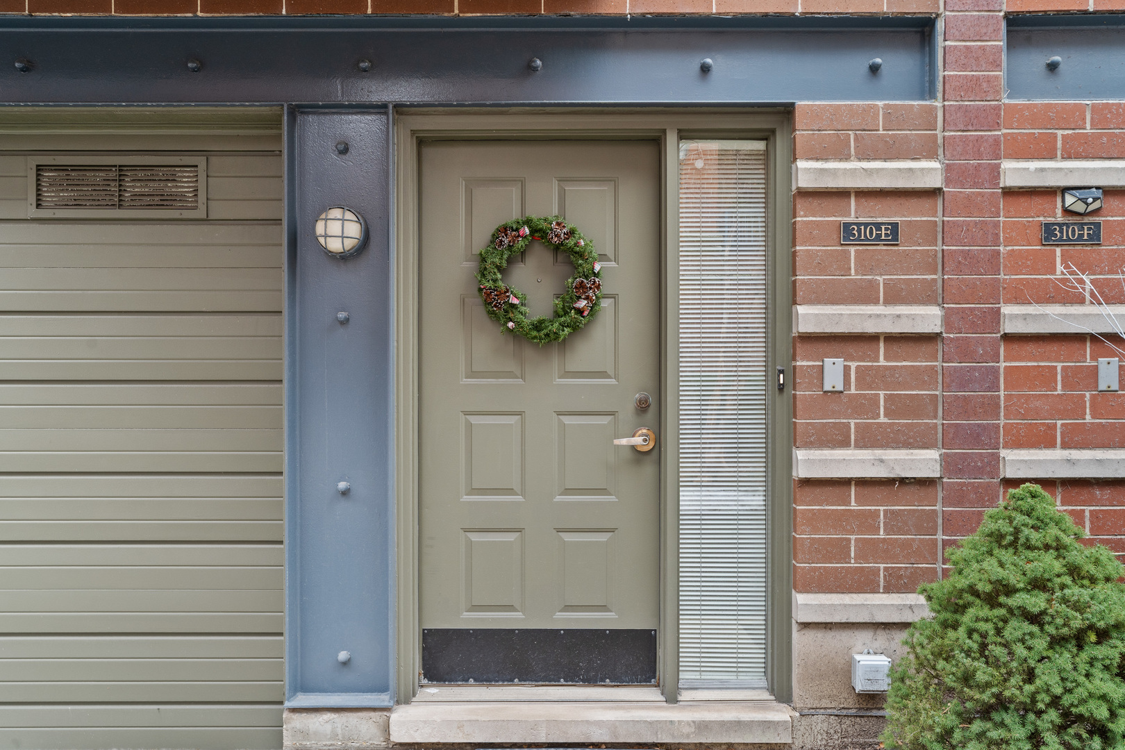 310 North Clinton Street, Unit E Chicago, IL 60661 - Photo 3 of 30