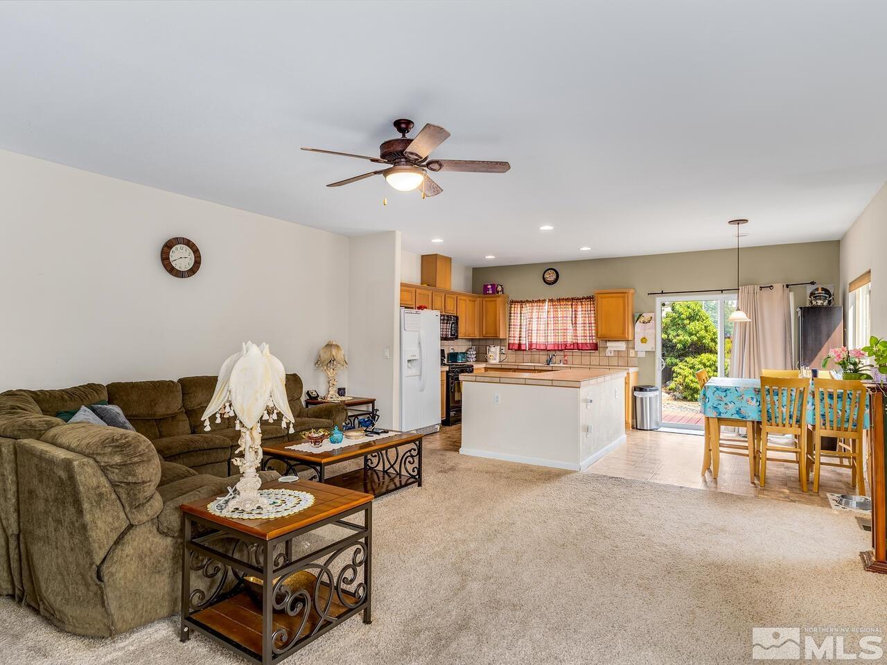 9756 Autumn Leaf Way Reno, NV 89506 - Photo 3 of 21 Photo 3