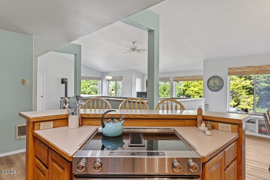 154 Shell Street Yachats, OR 97498 - Photo 25 of 57 Kitchen Upstairs