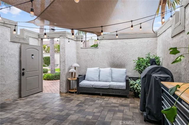 $699,000 | 2220 East Chapman Avenue, Unit 5, Fullerton, CA 92831