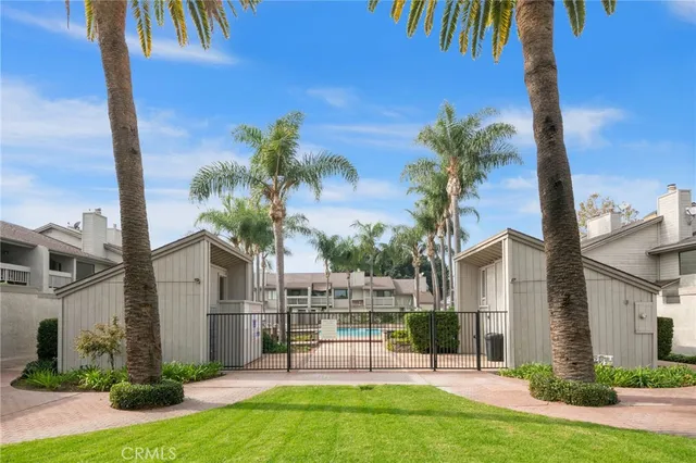 $699,000 | 2220 East Chapman Avenue, Unit 5, Fullerton, CA 92831