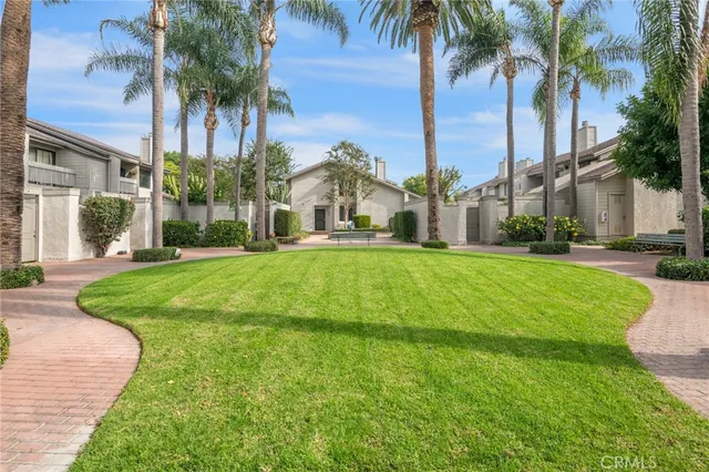 $699,000 | 2220 East Chapman Avenue, Unit 5, Fullerton, CA 92831