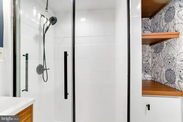 $274,900 | 4600 Duke Street, Unit 1305, Alexandria, VA 22304