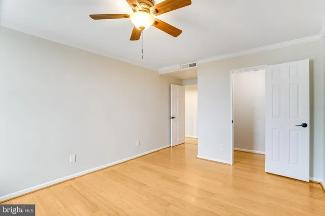$274,900 | 4600 Duke Street, Unit 1305, Alexandria, VA 22304