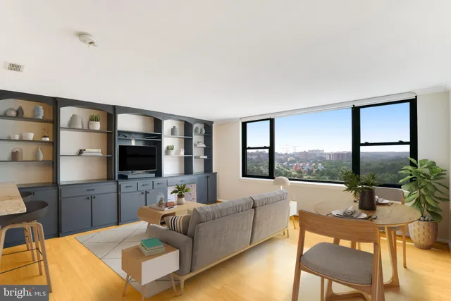 $274,900 | 4600 Duke Street, Unit 1305, Alexandria, VA 22304