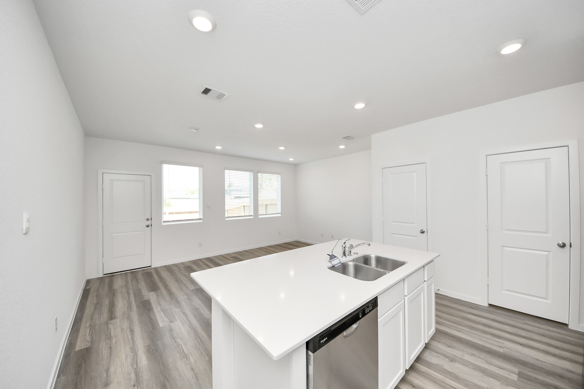 1006 Moon Drop Lane Houston, TX 77090 - Photo 8 of 38