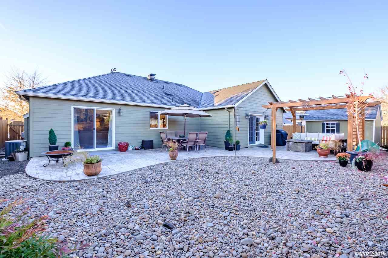 1955 Southwest Coho Avenue Albany, OR 97321 - Photo 41 of 42