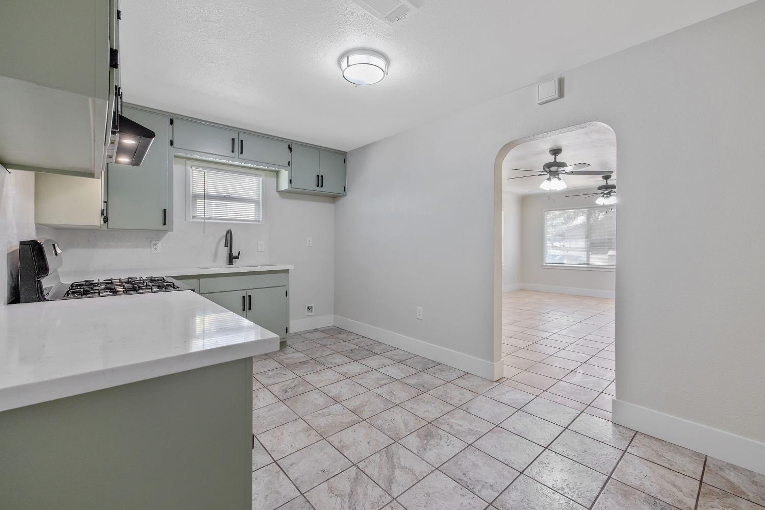 13872 Hanford Armona Road Armona, CA 93202 - Photo 12 of 32
