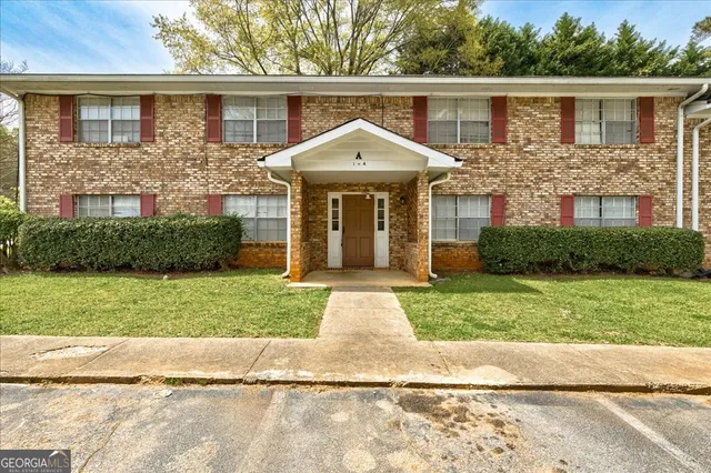 $1,095 | 111 West Burke Street, Unit A8, Stockbridge, GA 30281