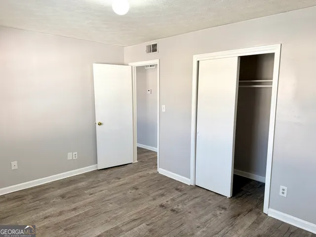 $1,095 | 111 West Burke Street, Unit A8, Stockbridge, GA 30281