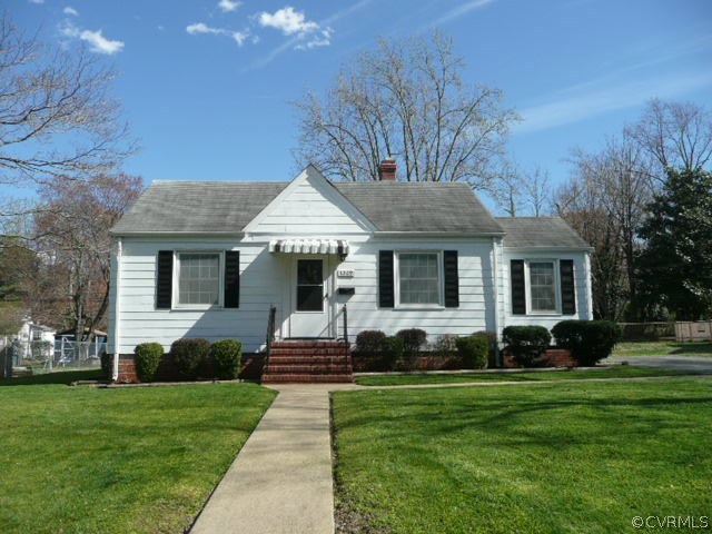 1209 Foxcroft Road Henrico, VA 23229 - Photo 1 of 17 Gallery Image 1