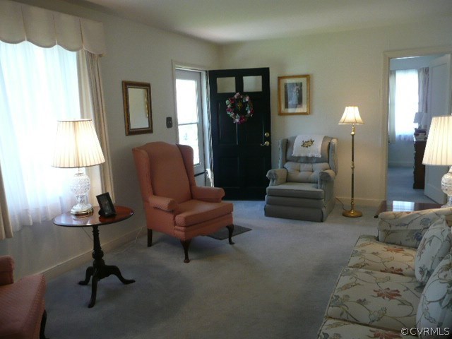 1209 Foxcroft Road Henrico, VA 23229 - Photo 4 of 17 Gallery Image 4