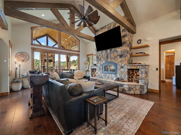 $2,300,000 | 32643 Lodgepole Circle, Evergreen, CO 80439