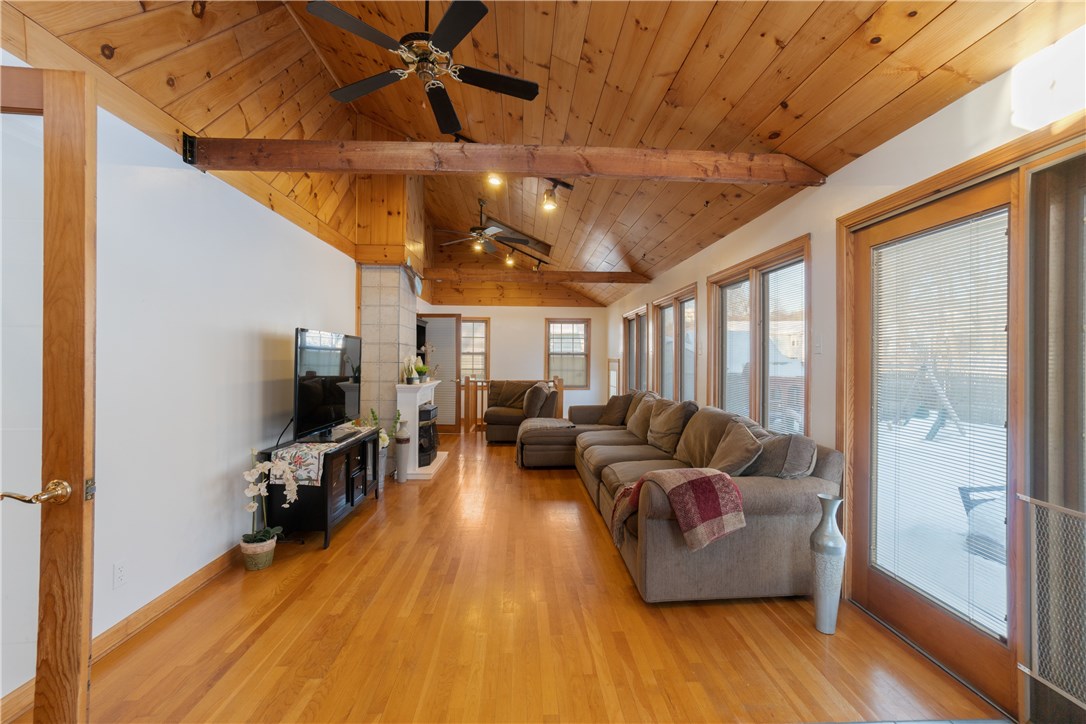 233 Halsey Road Woonsocket, RI 02895 - Photo 7 of 30