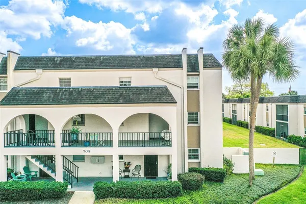 $159,900 | 709 Russell Lane, Unit 222, Brandon, FL 33510