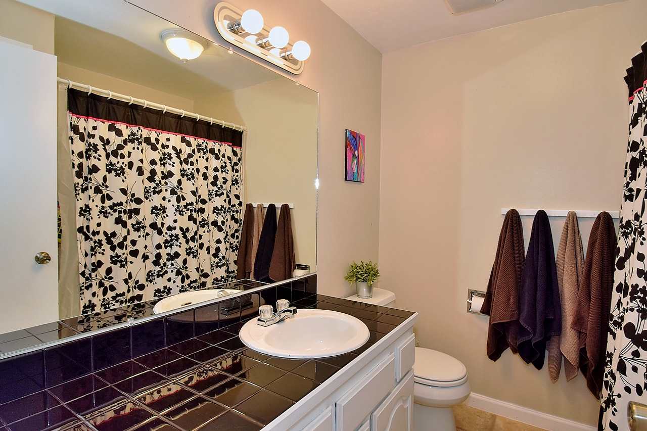 1410 South Century Road Veradale, WA 99037 - Photo 12 of 20 Gallery Image 12