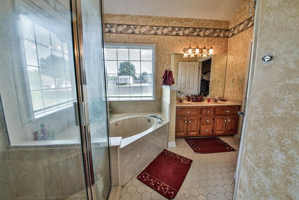 220 Ridgeway Lane Millington, TN 38053 - Photo 13 of 25 Gallery Image 13