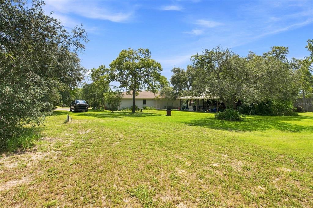 8279 Sunshine Grove Road Brooksville, FL 34613 - Photo 16 of 76 Gallery Image 16