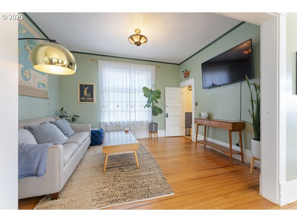 1508 Union Avenue North Bend, OR 97459 - Photo 13 of 43