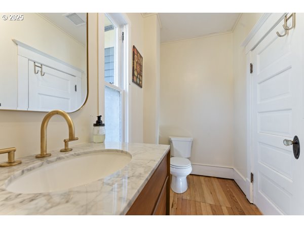 1508 Union Avenue North Bend, OR 97459 - Photo 29 of 43