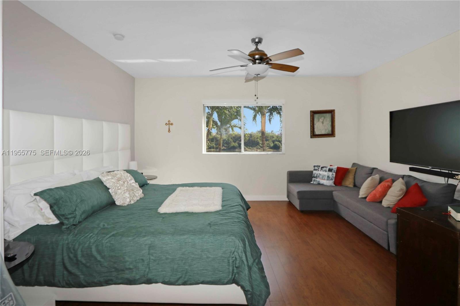 941 Southwest 148th Place Miami, FL 33194 - Photo 16 of 25