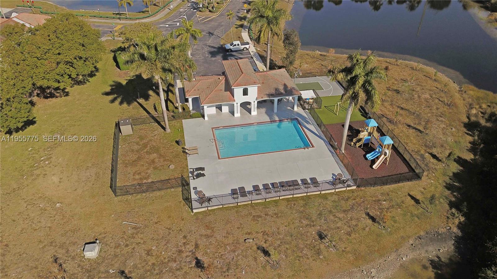941 Southwest 148th Place Miami, FL 33194 - Photo 25 of 25
