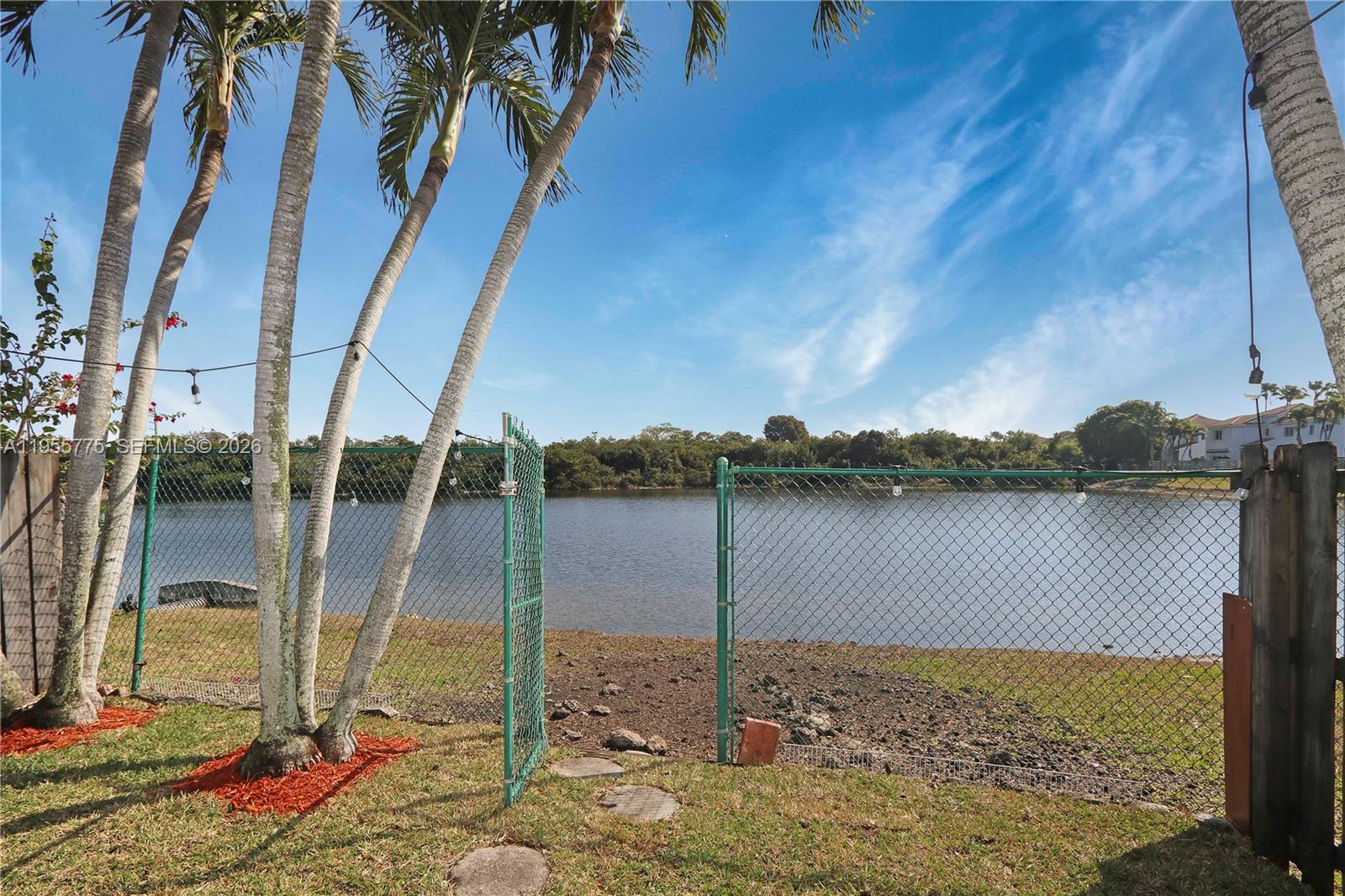 941 Southwest 148th Place Miami, FL 33194 - Photo 9 of 25