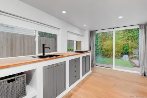 $1,350,000 | 2130-32 B Street, San Diego, CA 92102