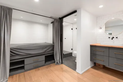 $1,350,000 | 2130-32 B Street, San Diego, CA 92102