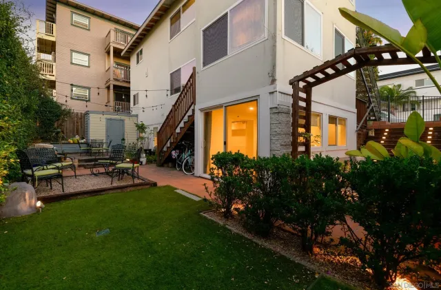 $1,350,000 | 2130-32 B Street, San Diego, CA 92102