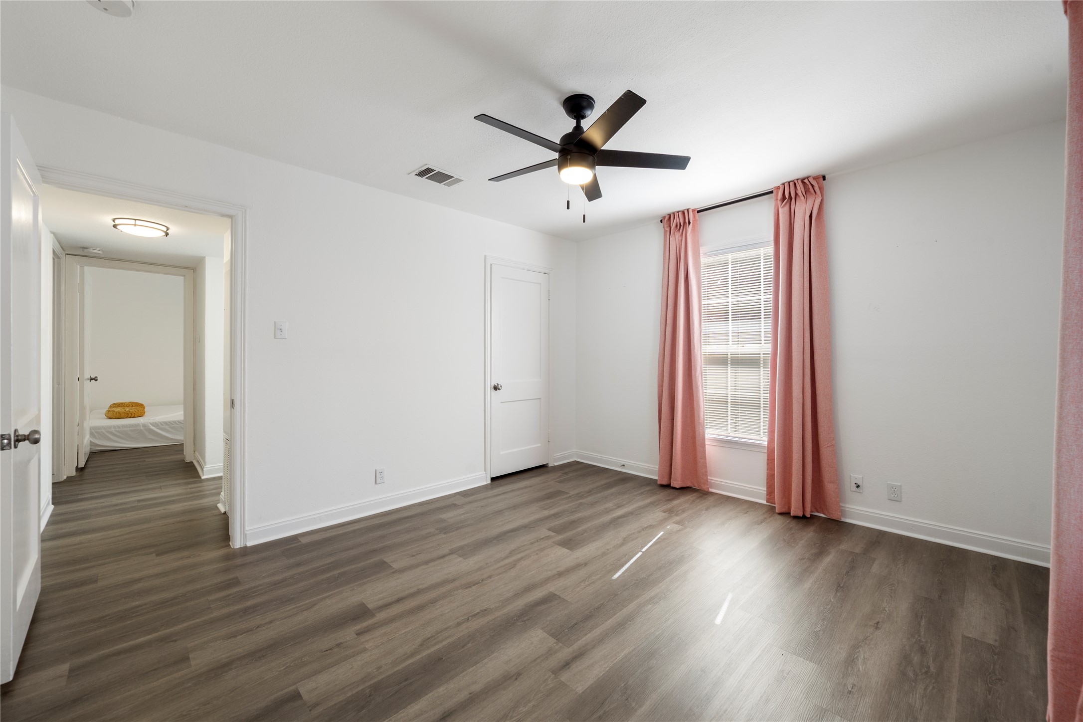 2509 Quarry Road, Unit B Austin, TX 78703 - Photo 28 of 33 Gallery Image 28
