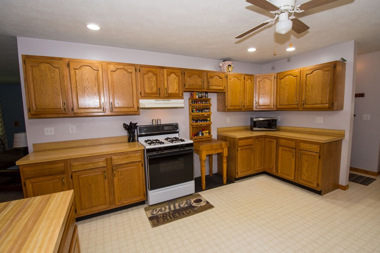 10550 Star Road Osceola, IN 46561 - Photo 3 of 26 Gallery Image 3