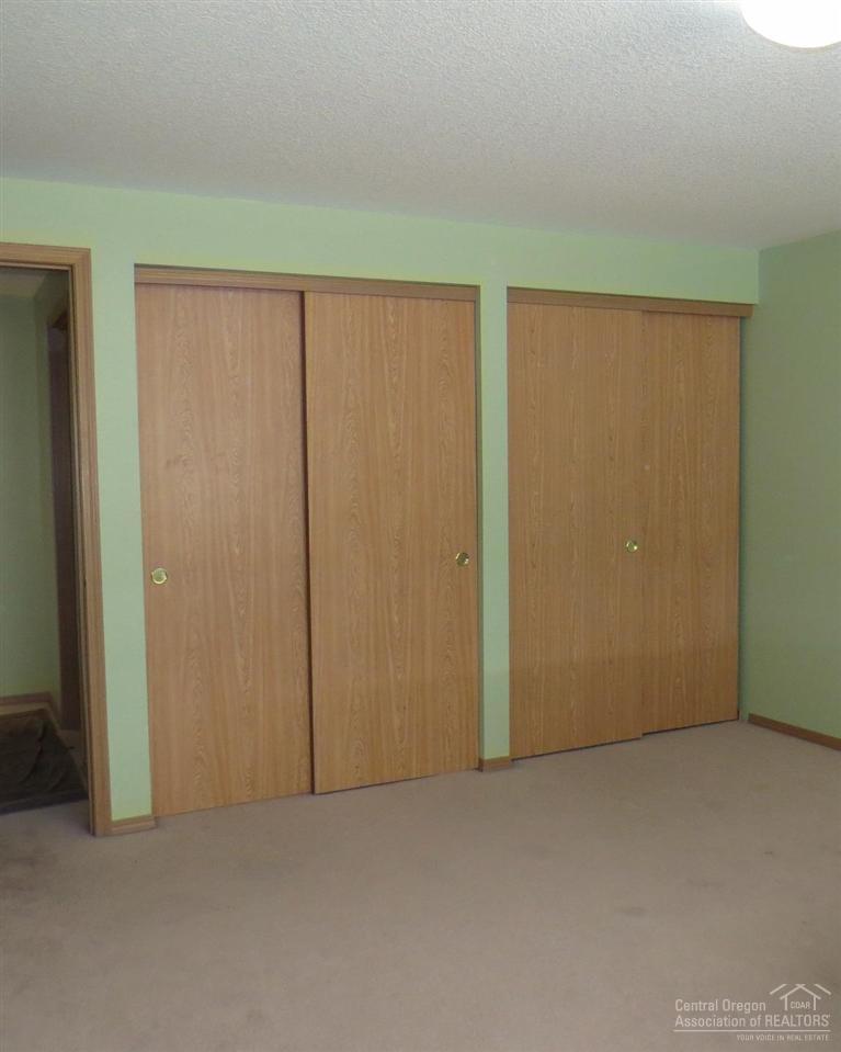 2529 Southeast Custer Road Prineville, OR 97754 - Photo 11 of 22 Additional Photo