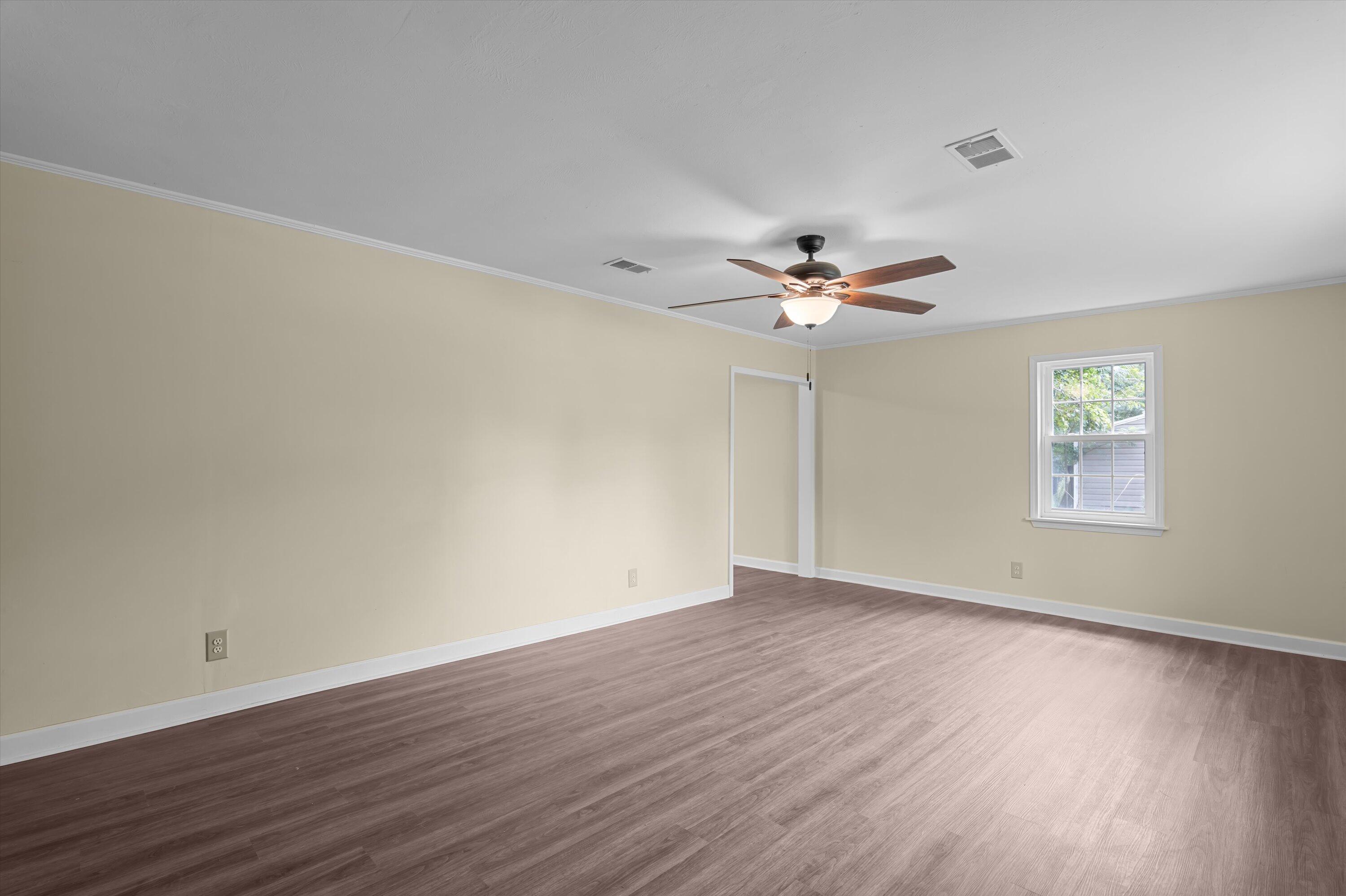 53 Ash Street Denmark, SC 29042 - Photo 7 of 32 Living room