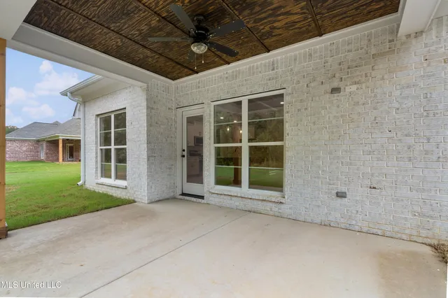 $424,900 | 1434 Crk Hvn Drive, Hernando, MS 38632