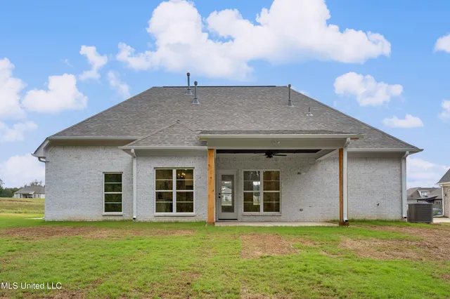 $424,900 | 1434 Crk Hvn Drive, Hernando, MS 38632