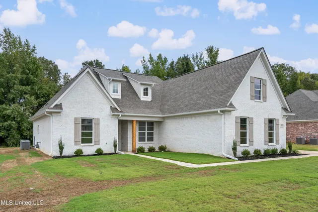 $424,900 | 1434 Crk Hvn Drive, Hernando, MS 38632