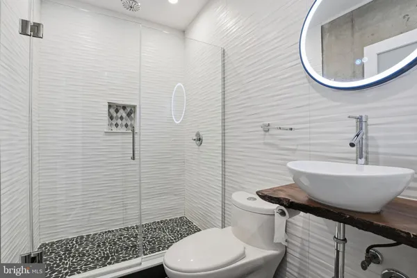 $2,800 | 1514 South Bambrey Street, Philadelphia, PA 19146