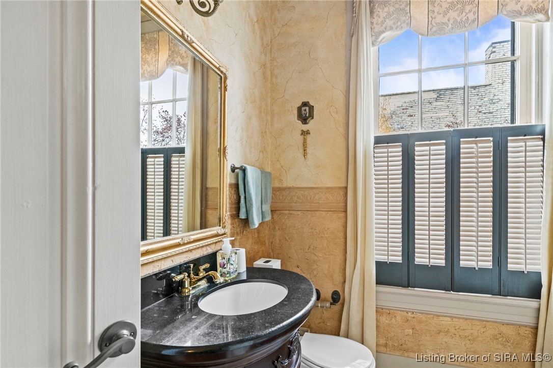 419 West Main Street Madison, IN 47250 - Photo 33 of 57