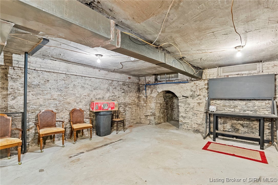 419 West Main Street Madison, IN 47250 - Photo 41 of 57