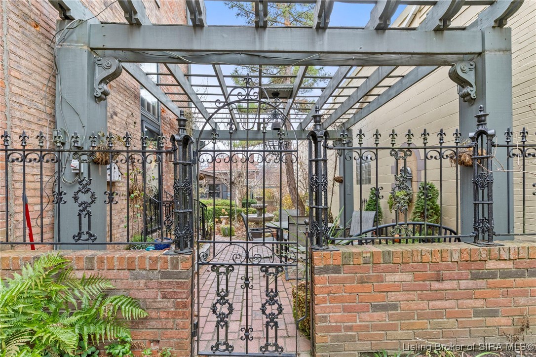 419 West Main Street Madison, IN 47250 - Photo 51 of 57