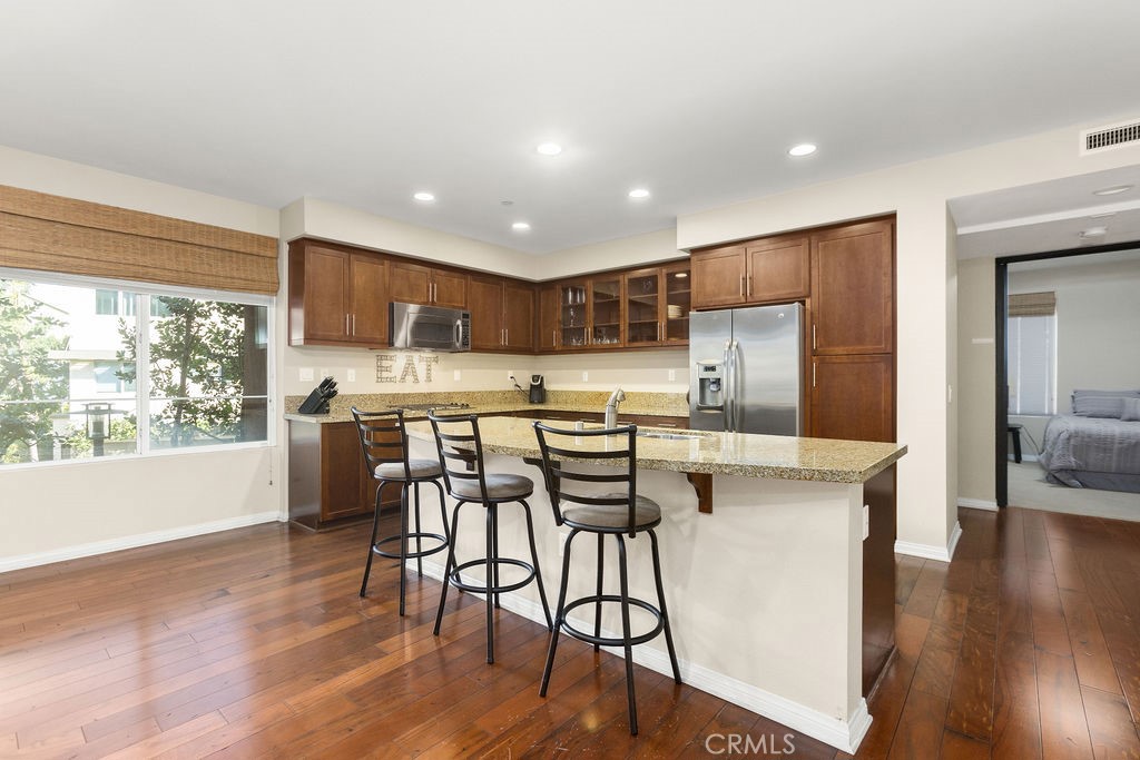 623 Rockefeller Irvine, CA 92612 - Photo 7 of 17