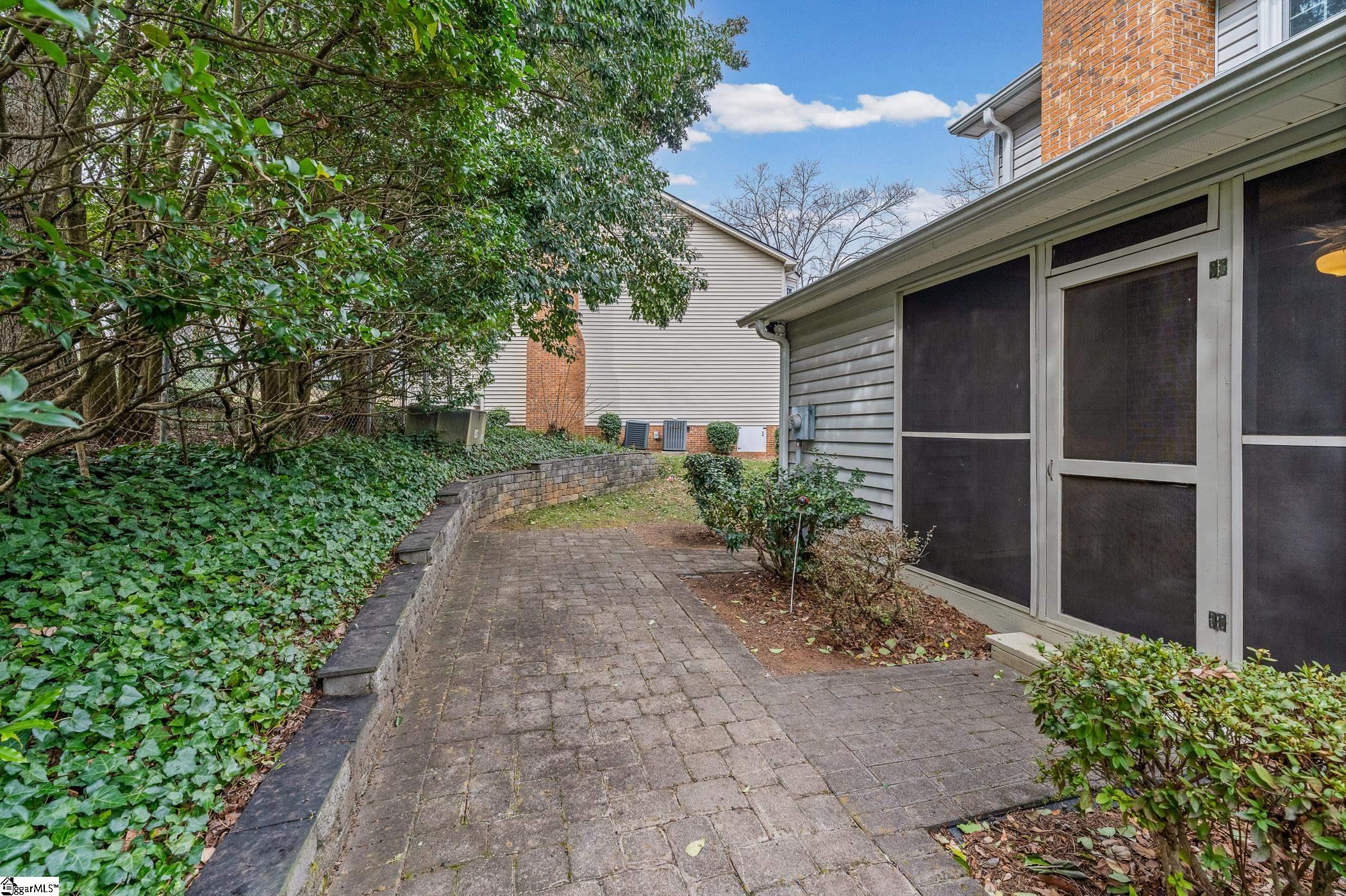900 North Main Street, Unit 46 Greenville, SC 29609 - Photo 18 of 21
