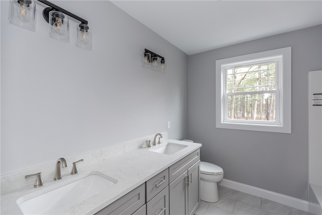 70 Cedar Swamp Road Smithfield, RI 02917 - Photo 33 of 50